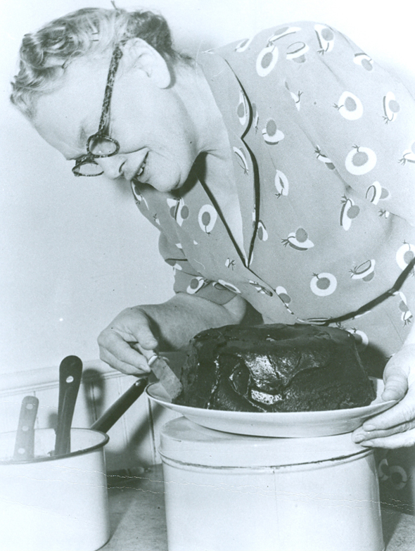 This is the famous chocolate cake of Miss Lora St. Laurent, the sister of former prime minister Louis S. St-Laurent.